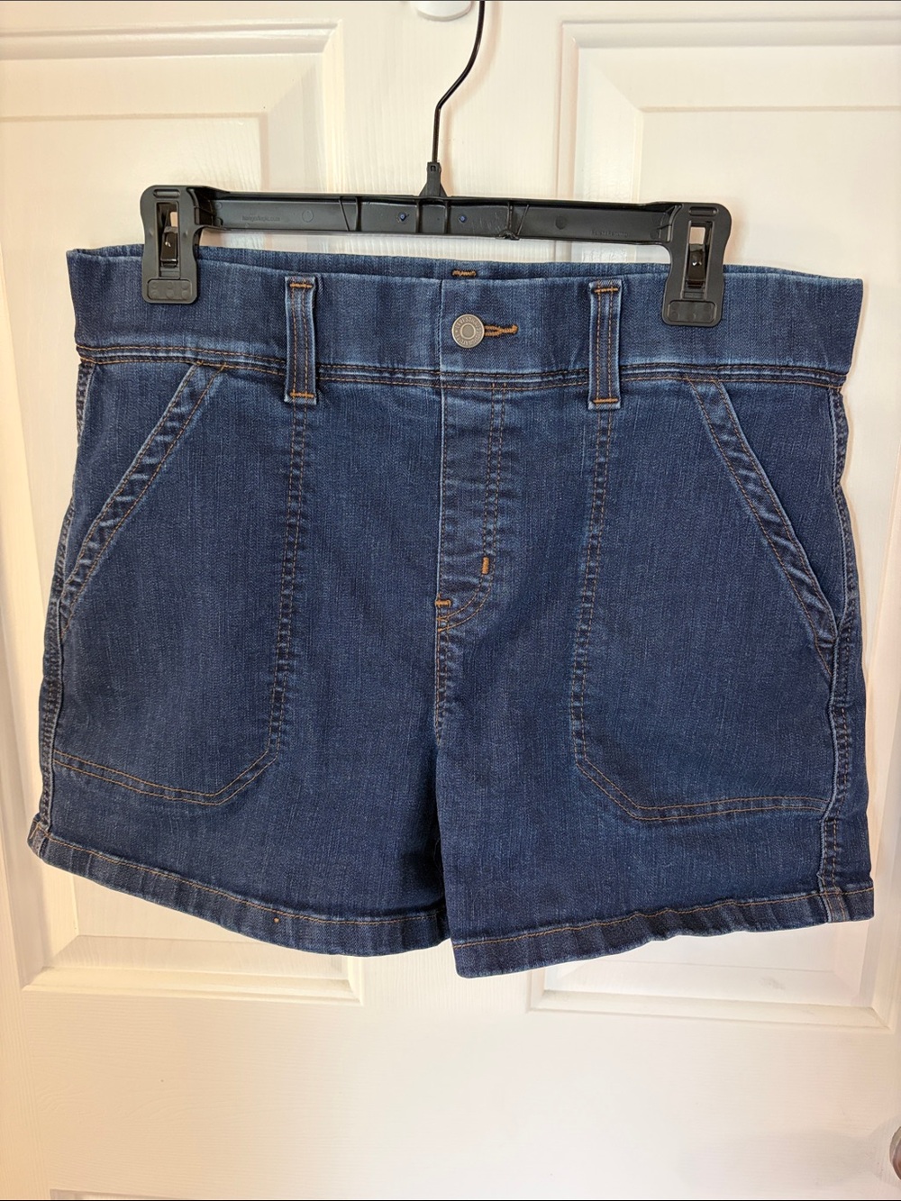 Signature Levi Strauss Indigo Denim Casual High-Rise Tummy Control Jean Shorts